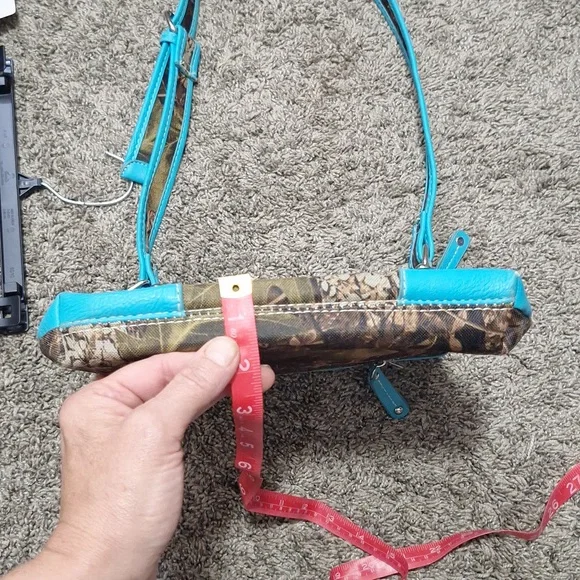 Faux leather and camouflage canvas studded rhinestone crossbody bag - teal/green - Picture 10 of 12